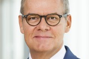 Christophe Cazabeau zum Leiter des globalen Geschäftsbereichs Surface Treatment von BASF ernannt