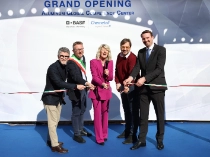 Persons on the picture (from left to right): Lorenzo Bottinelli, Managing Director and Vice President Country Cluster BASF Italy, Marco Citterio, Major of Giussano, Daniela Polzot, Managing Director Chemetall Italy, Guido Guidesi, Councillor for Economic Development – Regione Lombardia, Frank Naber, Senior Vice President Chemetall Persons on the picture (from left to right): Lorenzo Bottinelli, Managing Director and Vice President Country Cluster BASF Italy, Marco Citterio, Major of Giussano, Daniela Polzot, Managing Director Chemetall Italy, Guido Guidesi, Councillor for Economic Development – Regione Lombardia, Frank Naber, Senior Vice President Chemetall